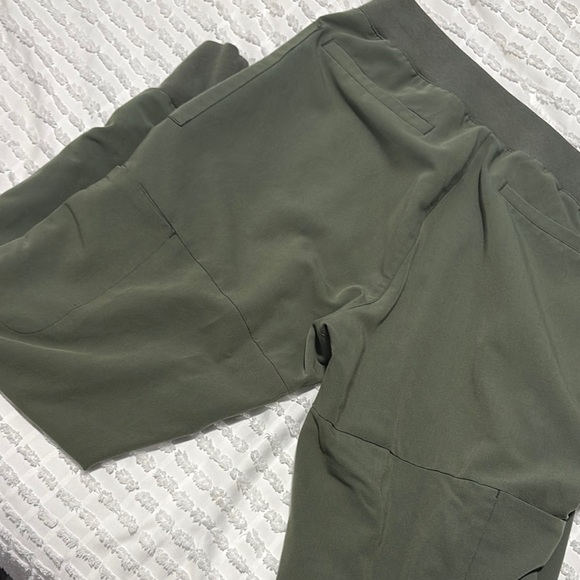 Figs Moss Scrub Set - Picture 4 of 6